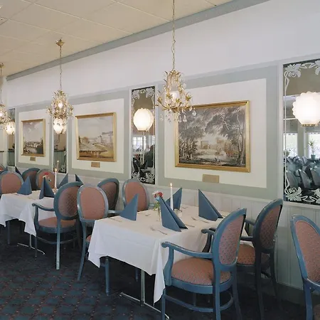 First Hotel Brommaplan 